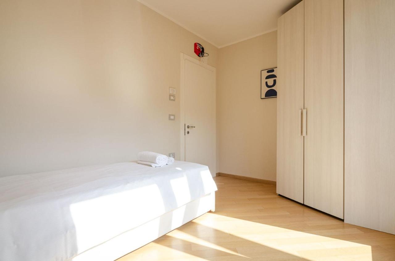 Rizzoli Terrace Apartment Болонья Экстерьер фото