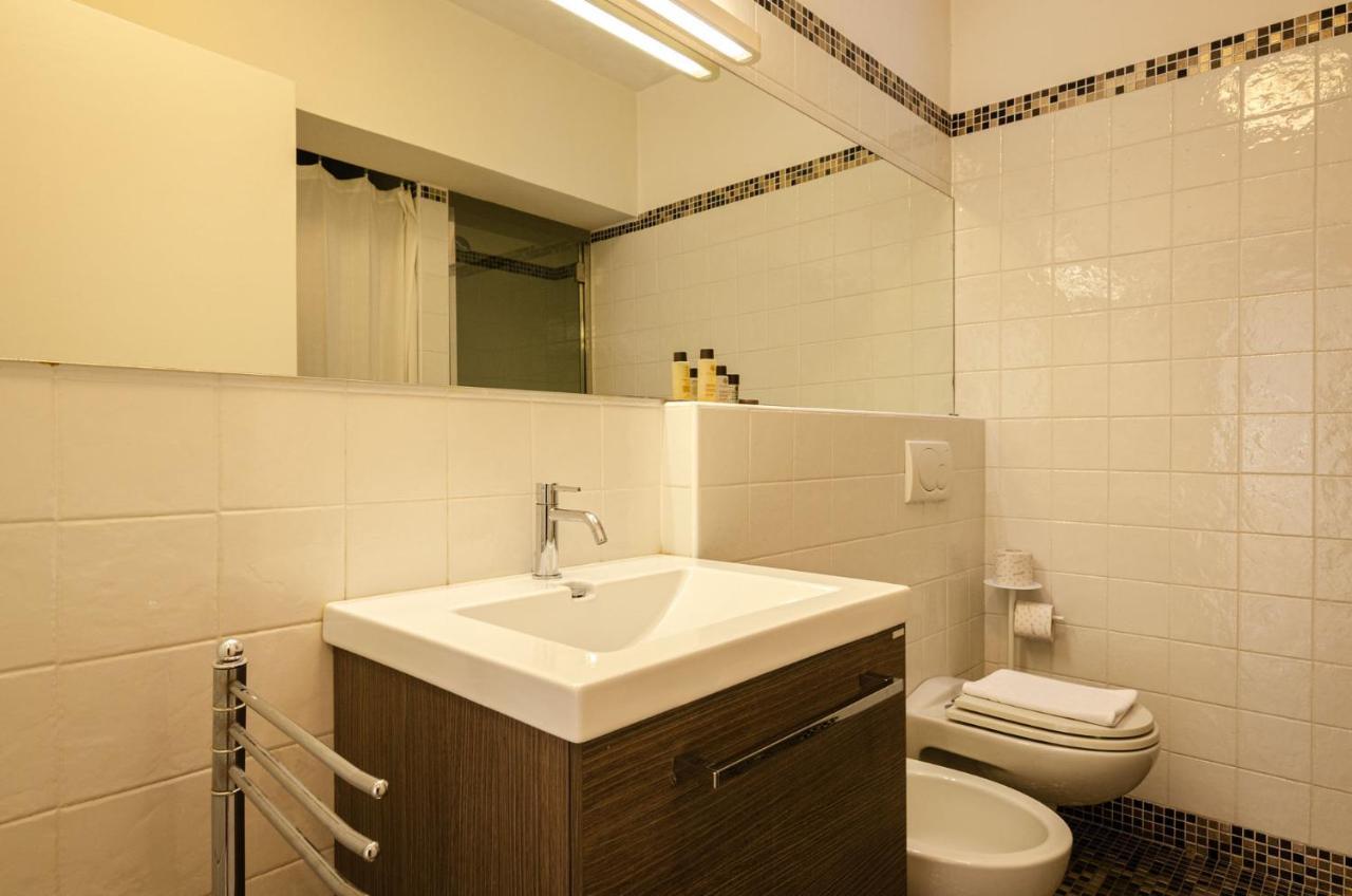 Rizzoli Terrace Apartment Болонья Экстерьер фото
