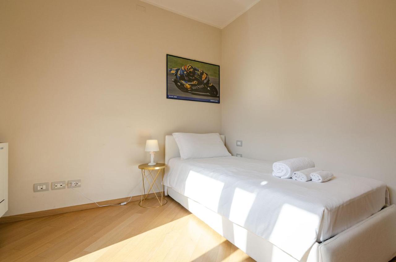 Rizzoli Terrace Apartment Болонья Экстерьер фото